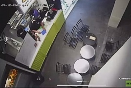 إعلام عبري: مؤيدون للفلسطينيين استهدفوا مطعما إسرائيليا في العاصمة اليونانية أثينا