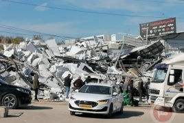 الاحتلال يهدم مصنعا للحديد في عناتا شرق القدس