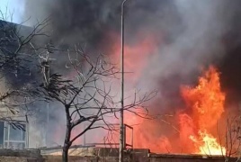 انفجار ونيران هائلة.. حريق مروع بمنطقة صناعية في مصر