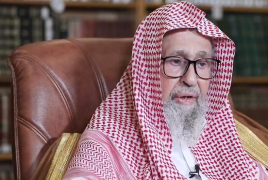 مفتي السعودية يوجه رسالة مصورة لـ"الجنود المرابطين"