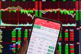 الأسهم الآسيوية تتراجع في أعقاب خسائر "وول ستريت"