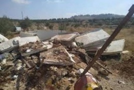 الاحتلال يهدم عزبة في رنتيس غرب رام الله