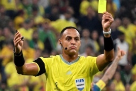 إسماعيل الفتح.. حكم "الاعتذارات" يواصل لفت الأنظار في كأس العالم