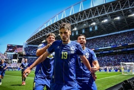 تاريخ يُكتب.. البوسنة أول المتأهلين كأفضل ثالث إلى دور الـ32