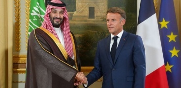 محمد بن سلمان وماكرون يبحثان مستجدات المنطقة