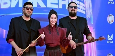 فرقة "آي يولا" البشكيرية تدخل الجولة الأولى من التصويت لجوائز "غرامي"
