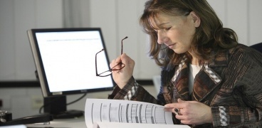 عالمة اجتماع: تمتلك النساء مهارات أساسية لإدارة العمل