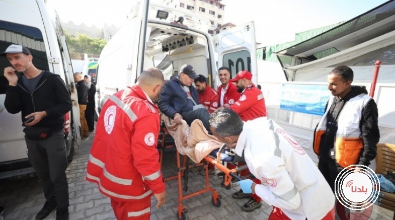 غزة.. شهيد ومصاب بالمغازي وقصف مدفعي بالبريج وسط القطاع