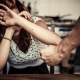 "شـؤون المرأة" تدين مقتل امرأة في يطا وتنذر بالعواقب الوخيمة لجرائم العنف ضد النساء