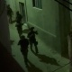 قوات الاحتلال تداهم منازل وتعبث بمحتوياتها في أحياء قرب المسجد الإبراهيمي