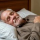 ما مقدار النوم الذي يحتاجه كبار السن؟