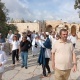 مئات المستعمرين يقتحمون المسجد الأقصى وسط اعتداءات في المدينة المقدسة