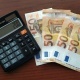 خبير "دويتشه بنك" يتساءل: هل تقف فرنسا على أعتاب أزمة سيادية أوروبية جديدة؟