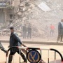 انتشال جثمان سيدة من تحت أنقاض مبنى الإسكندرية المنهار والبحث جار عن آخرين