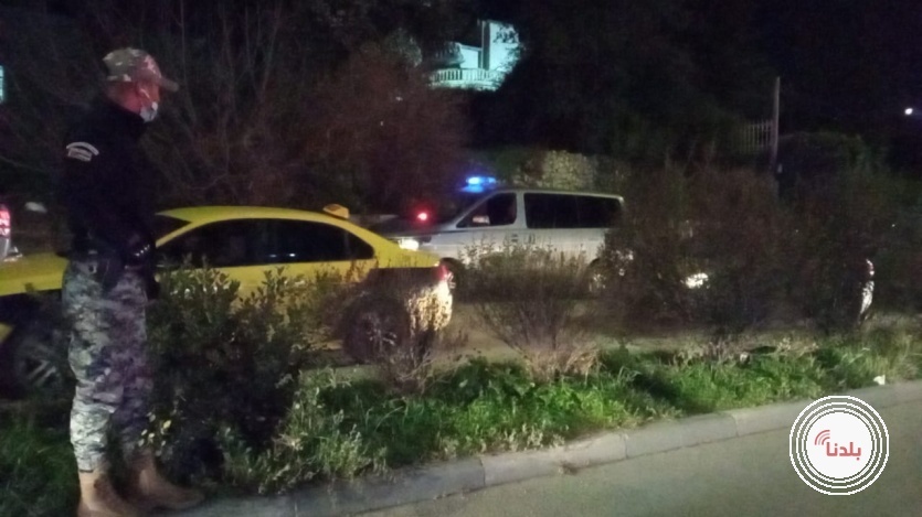 الضابطة الجمركية تطارد مركبة تحمل لوحة صفراء