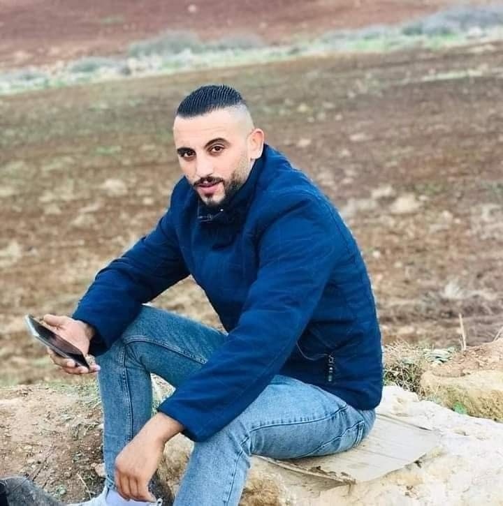 مصرع شابين وإصابة اثنين آخرين بحادث سير في الخليل