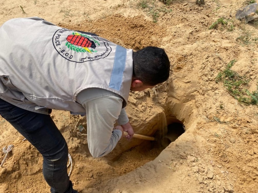 الشرطة في غزة: هندسة المتفجرات تحيد خطر 292 صاروخ  أطلقها الاحتلال على منازل وأراضي زراعية خلال عدوانه على القطاع 