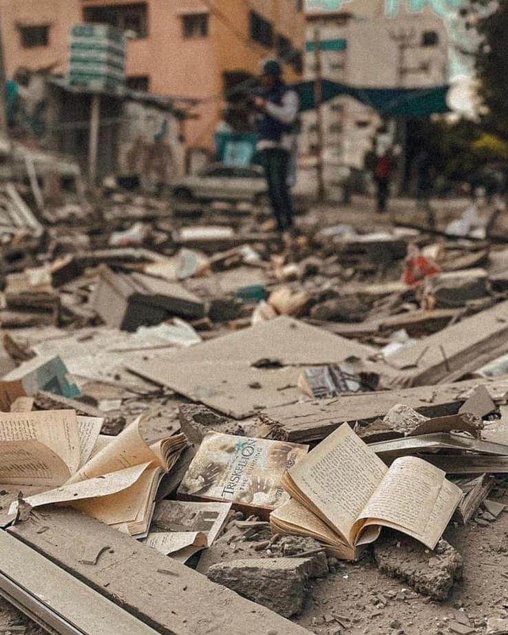الغارات الإسرائيلية استهدفت أهم المكتبات في غزة