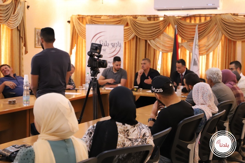اهالي بيت امر يسائلون البلدية والحكم المحلي