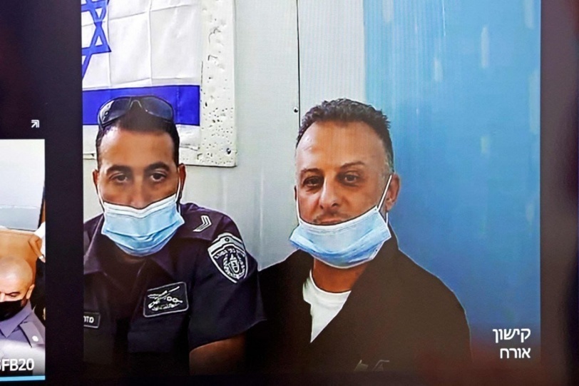 الاحتلال يمدد توقيف الأسيرين الزبيدي وقادري لـ 10 أيام