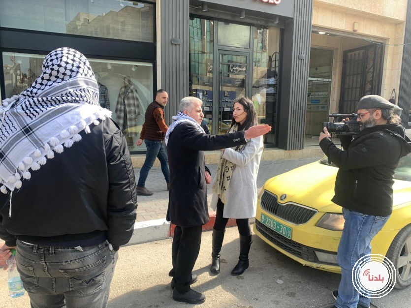 مواطنو مدينة الخليل يوعدون ببرامج انتحابية ولا يتم تحقيقها على ارض الواقع.