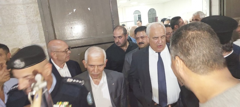 وزير الداخلية ووجهاء محافظة بيت لحم يزورون بيت ساحور 