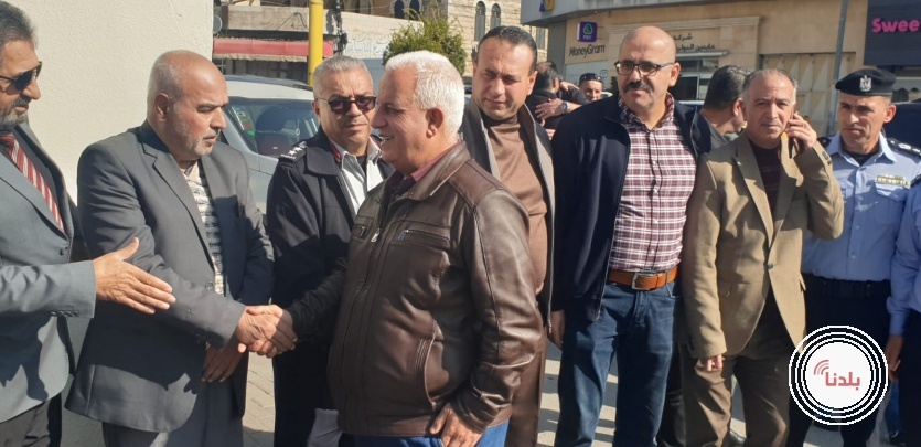 افتتاح جدارية في الخليل تخليدا للراحل الشهيد ياسر عرفات