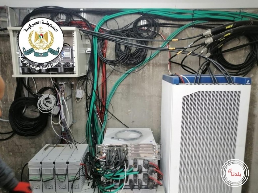 ضبط أجهزة تقوية بث اتصالات وسيرفرات انترنت إسرائيلية  في محافظة رام الله والبيرة