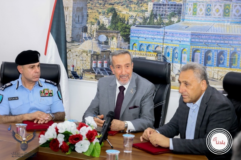 توقيع اتفاقية تعاون بين الشرطة ووزارة العدل وجامعة الإستقلال في مجال الطب الشرعي والمختبرات الجنائية 