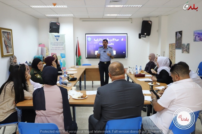 #مؤسسة بلدنا الاعلامية ( راديو بلدنا) تنظم دورة تدريبية حول الأمن والسلامة الرقمية للصحفيين والعاملين في المجال الاعلامي  