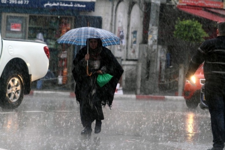 منخفض قطبي يؤثر على فلسطين وثلوج على الجبال