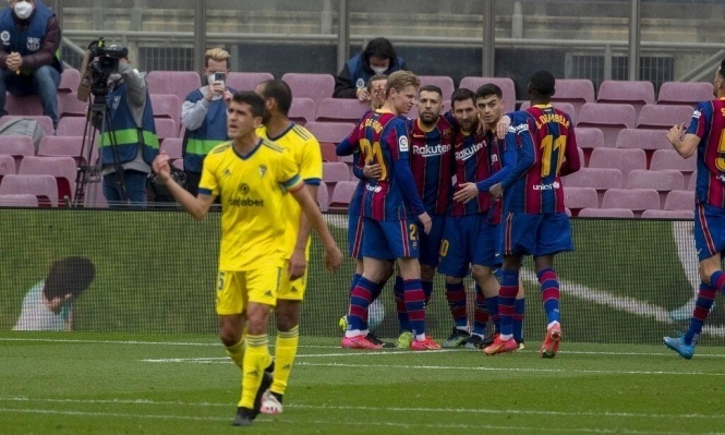 برشلونة يقع بفخ التعادل في الوقت القاتل