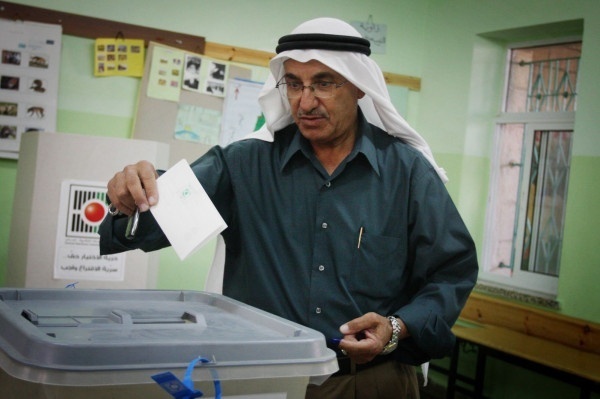 أول تعليق من حماس على المرسوم الرئاسي الخاص بتشكيل محكمة الانتخابات