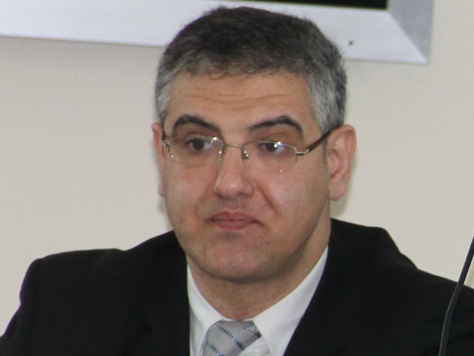 الدكتور معتز قفيشة .