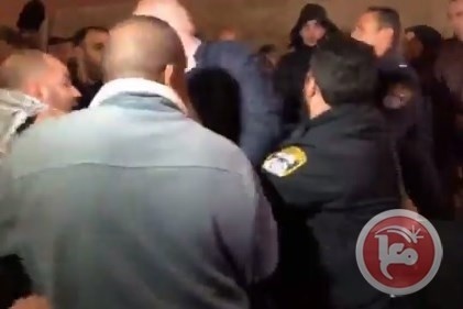 الاحتلال يعتدي على مقدسيين قرب باب العامود بالقدس