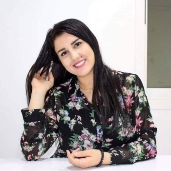 الطبيبة الفلسطينية منار الكعكي