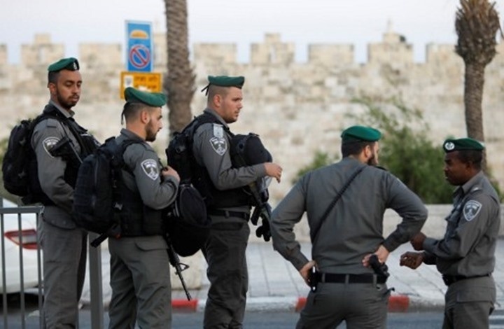  الاحتلال يعتقل طفلًا مقدسيًا بزعم نيته تنفيذ عملية طعن