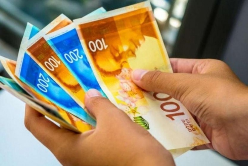  المخابرات العامة تضبط أوراق نقدية مزورة منتشرة في رام الله