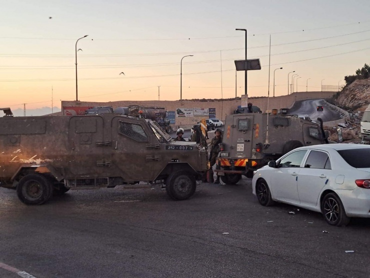 الاحتلال يحول مخيم شعفاط وعناتا إلى سجن بحثا عن منفذ العملية