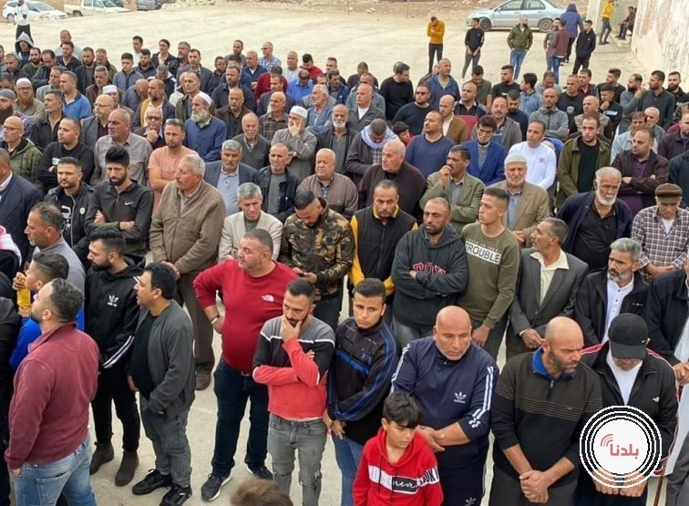 تشييع جثمان الطفلة فلة المسالمة في بلدة بيت عوا بالخليل