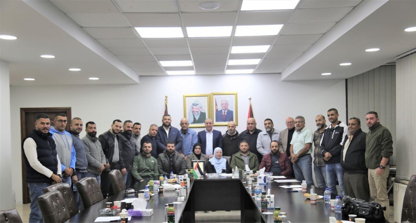 الشيخ يلتقي  فعاليات ومؤسسات مخيم قلنديا