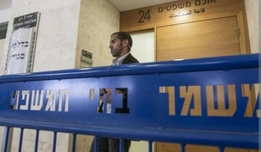 الاحتلال يمدد اعتقال الأسيرة الطفلة حلا سرور حتّى الاثنين المقبل