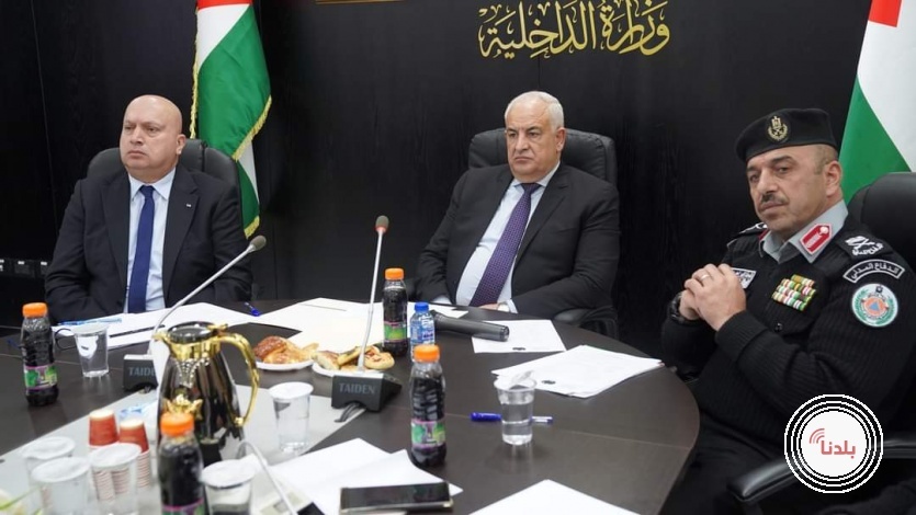 وزير الداخلية يترأس اجتماع المجلس الأعلى للدفاع المدني