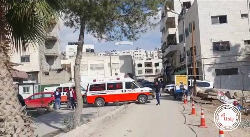 إدارة" الهلال الأحمر" في الخليل ترفض أمرا قضائيا بإزالة التعديات على مدخل أرض لعائلة زلوم 