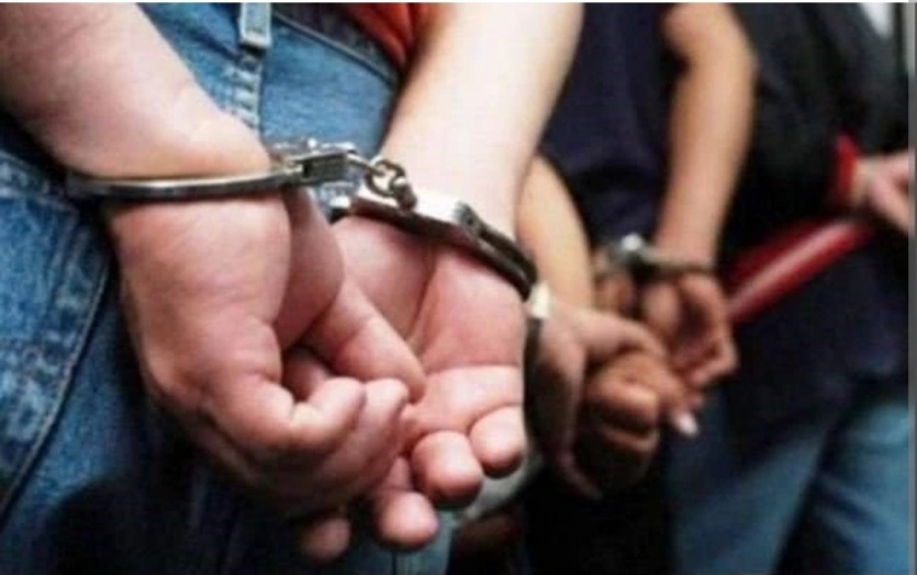 القبض على 3 اشخاص انتحلوا صفة موظفين حكوميين في رام الله