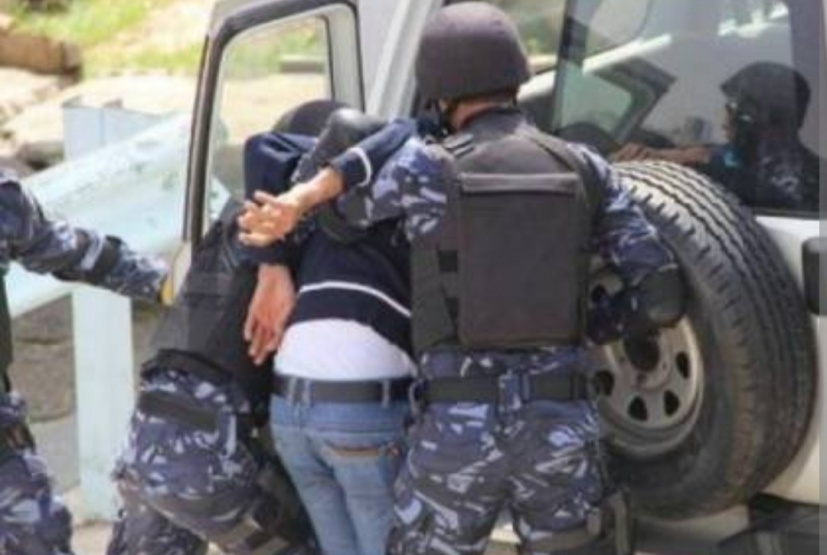 القبض على تاجر مخدرات مطلوب بعدة قضايا في رام الله