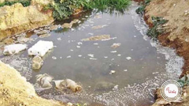 اصابة حرجة لطفل جراء سقوطه في بركة تجمع امطار بزعترة