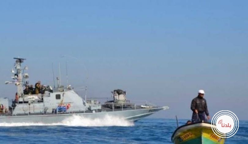 بحرية الاحتلال تهاجم الصيادين في بحر غزة
