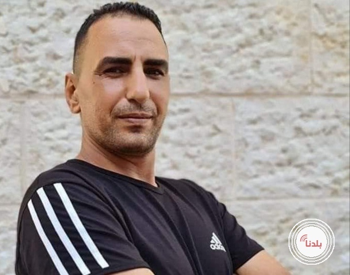 لانه دافع عن نجله ...الاحتلال يعدم الشاب سمير اصلان من مخيم قلنديا 