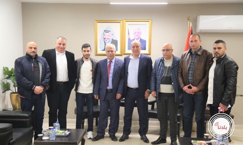 الشيخ يلتقي وفدا من الاتحاد العام لجرحى فلسطين ( فجر )